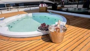 Almila Yacht ile Türkiye’nin En Özel Koylarında Unutulmaz Bir Deneyim